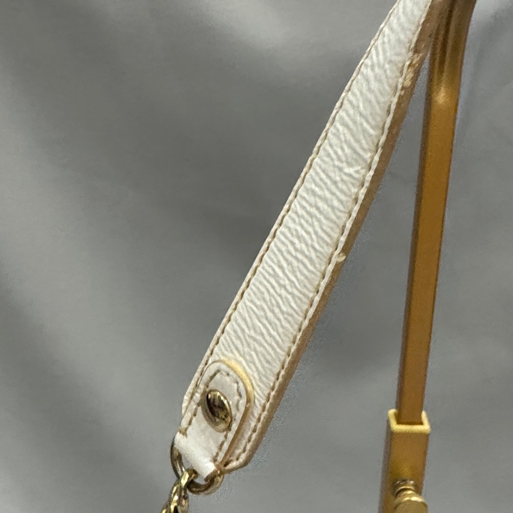Michael Kors Tan and White Clutch with Gold Chain - Resort Style - Picture 4 of 6